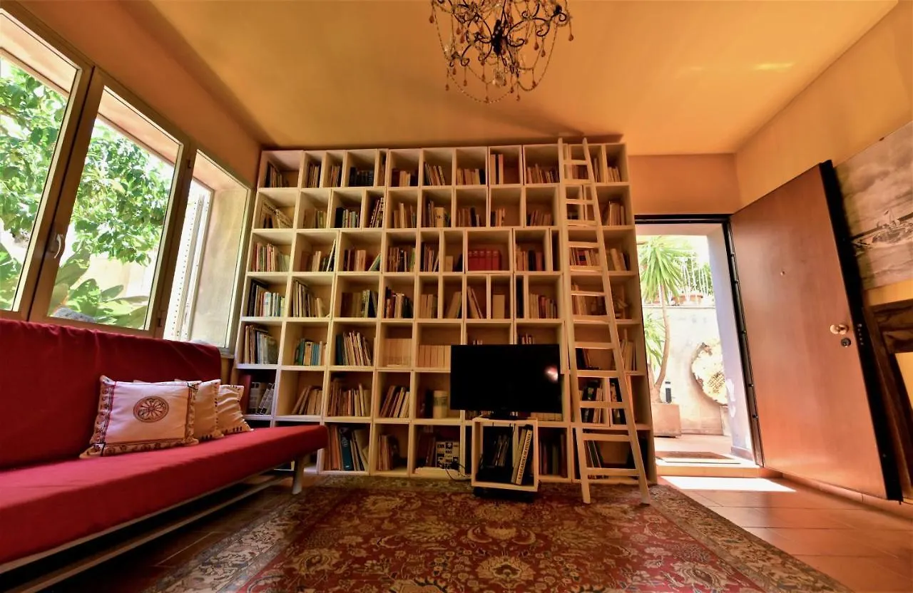 Taormina Collection: Butterfly Apartment Italy